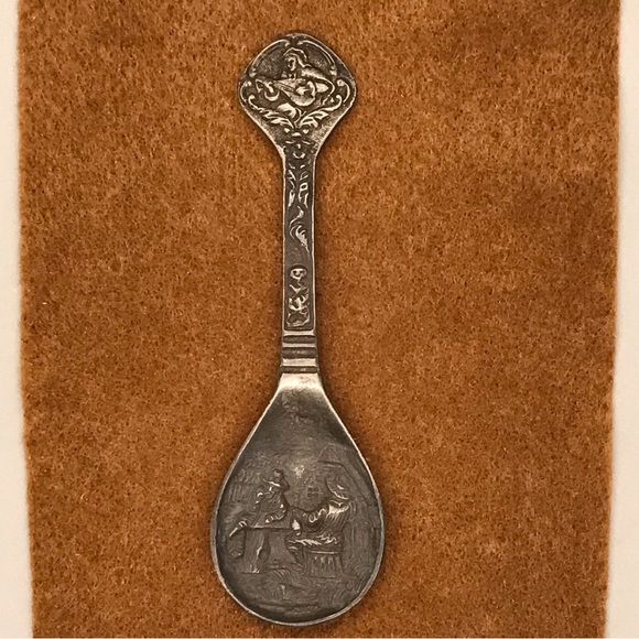 Vintage Embossed Dutch Pewter Spoon Familie Overzee limited edition 1981. - Picture 1 of 7